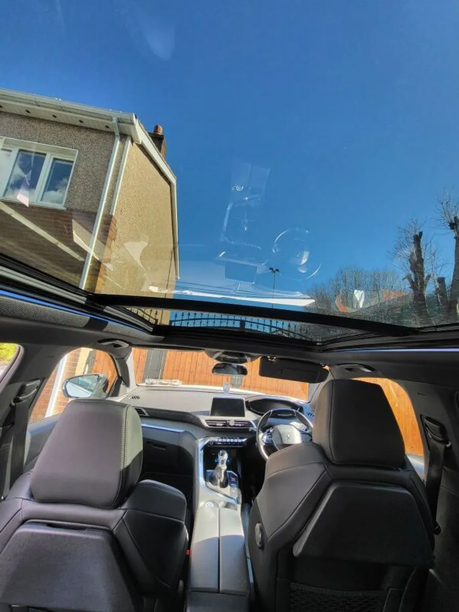 2019 Peugeot 5008 GT line 1.2 turbo - Image 3