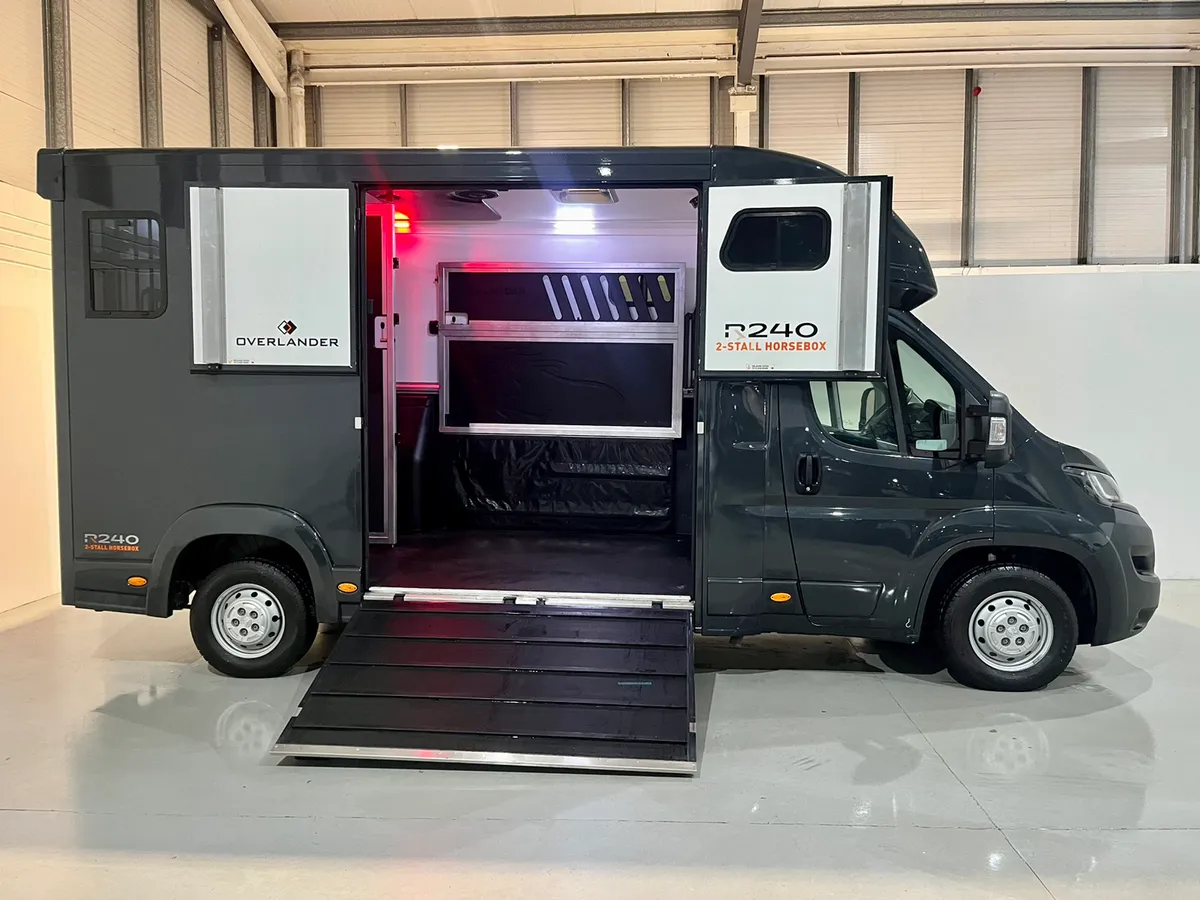 2022 Overlander R240 - Image 4