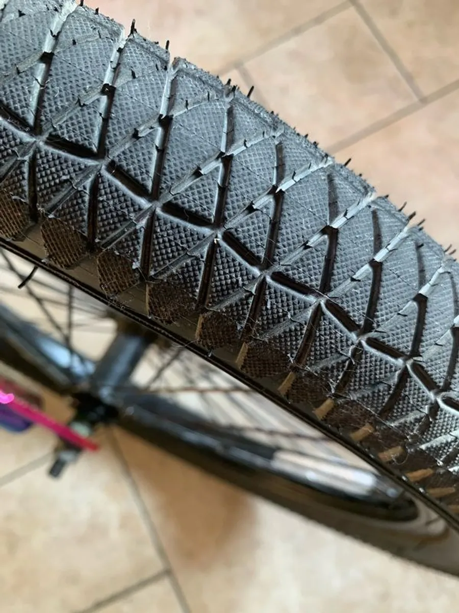 Hyper nitro circus jet fuel BMX bike 20 inch wheels - Image 4