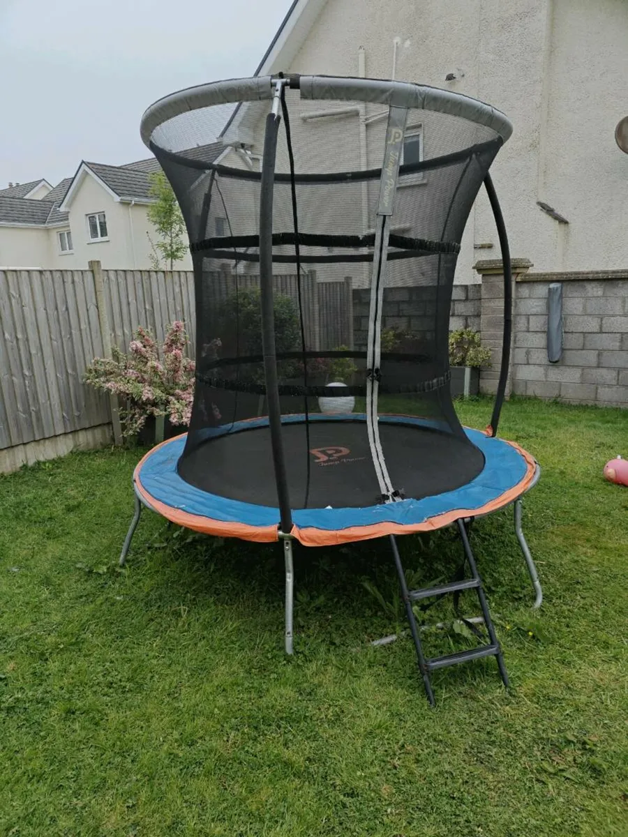 Trampoline 8ft - Image 1