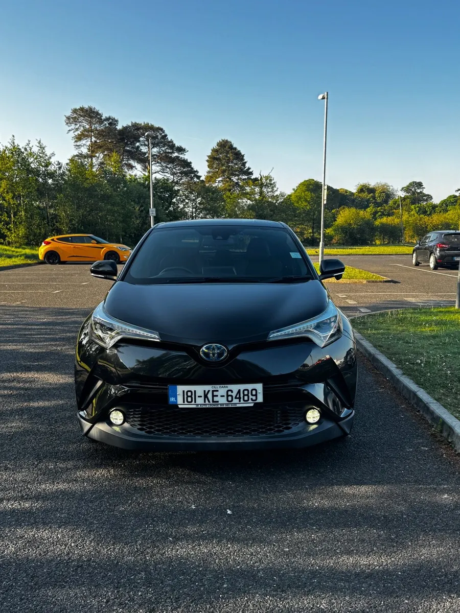 Toyota CHR G LED Leather Heated Seats 68000KM 2018 - Image 4