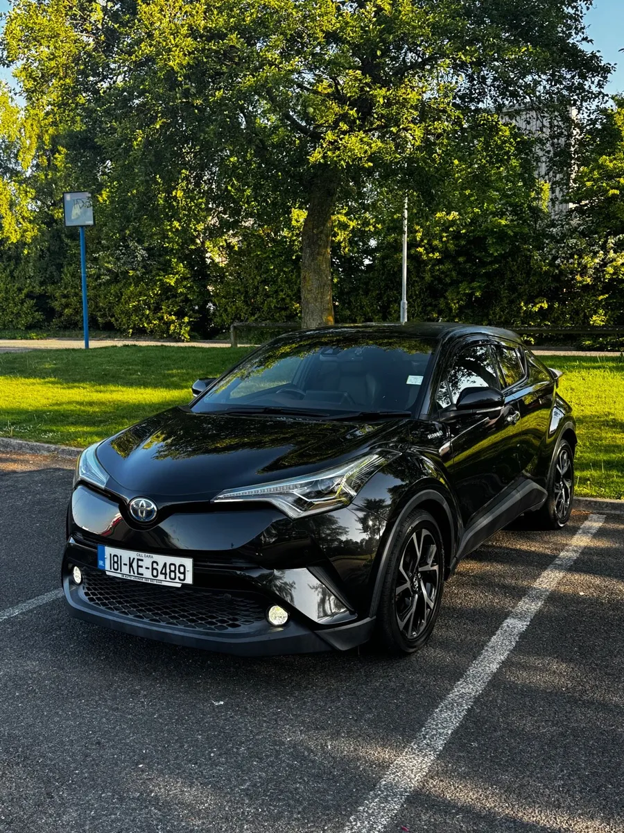 Toyota CHR G LED Leather Heated Seats 68000KM 2018 - Image 2