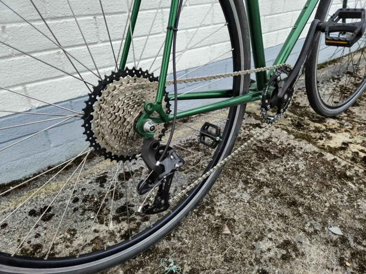 Peugeot road bike - Image 4