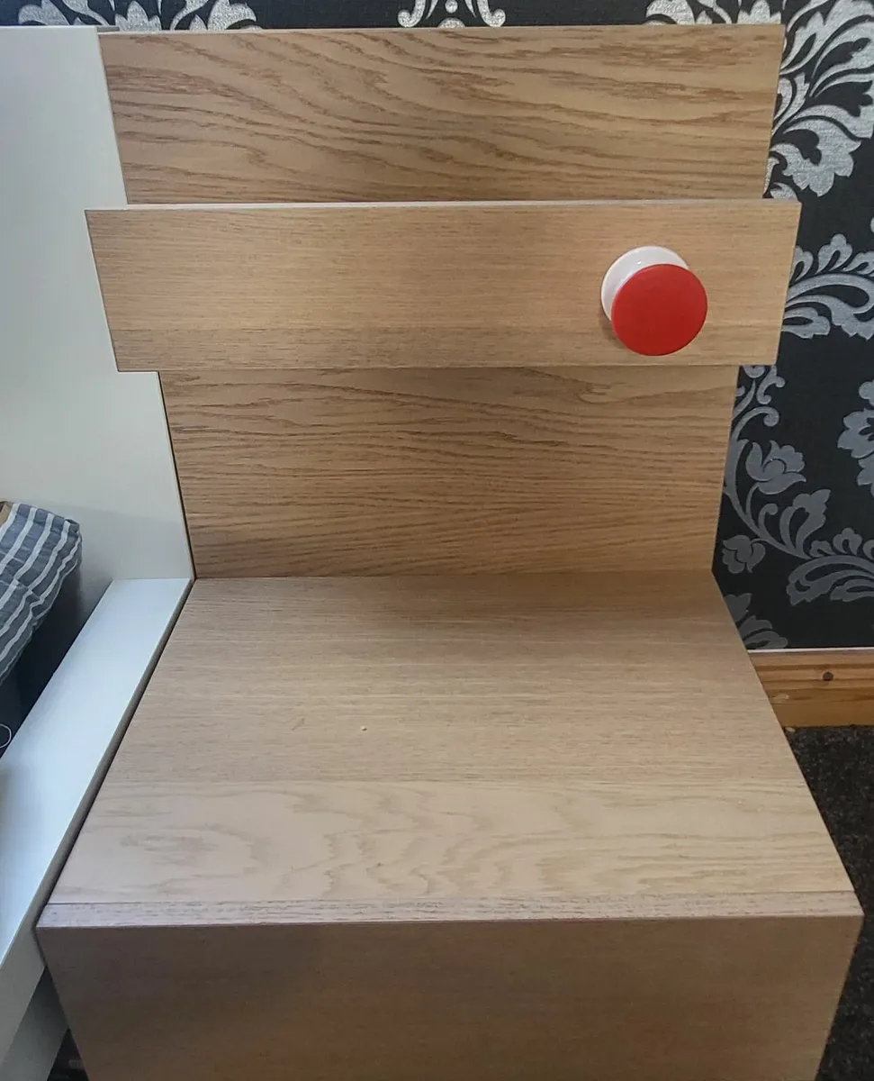 King size bed base - Image 1