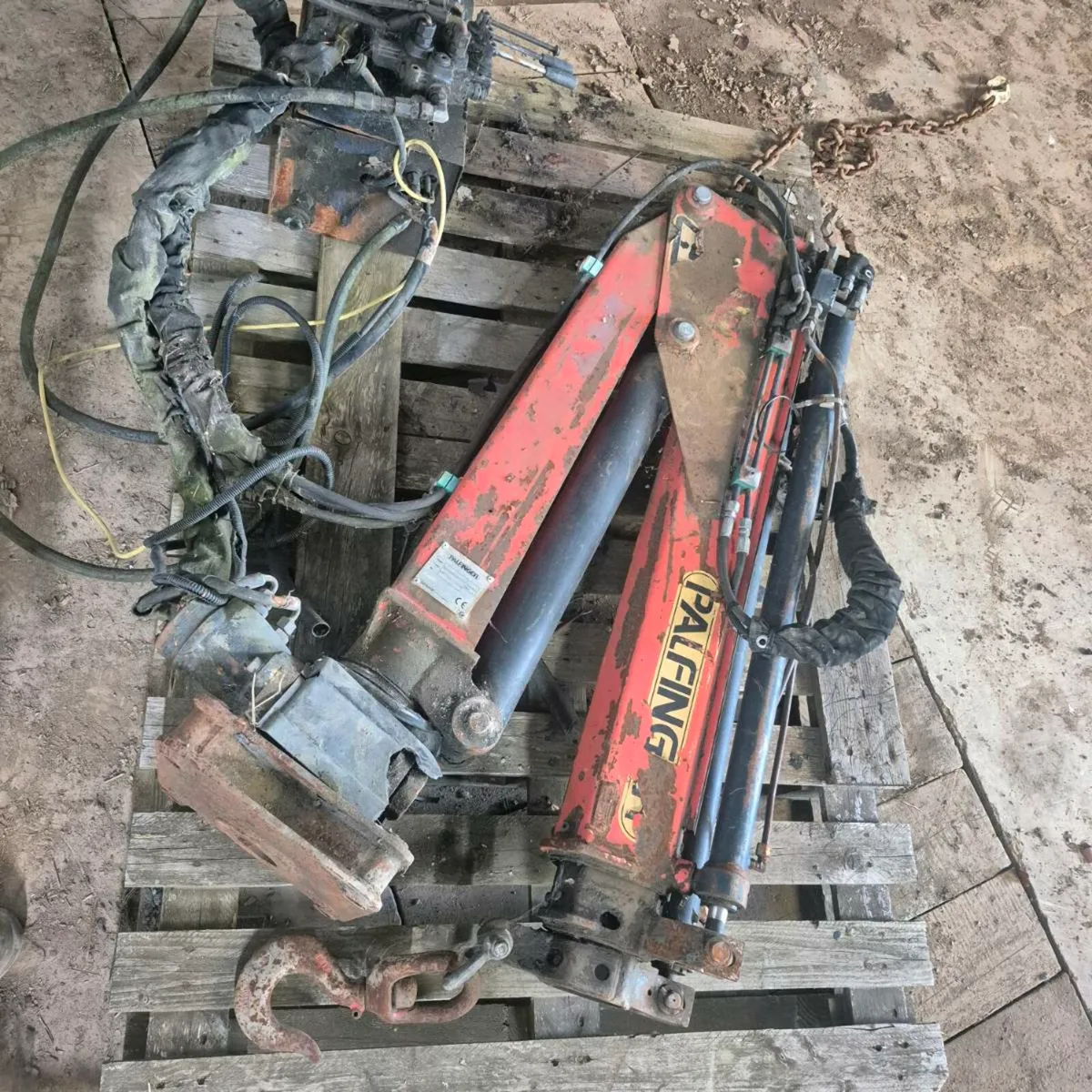CRANE 1Ton - Image 1