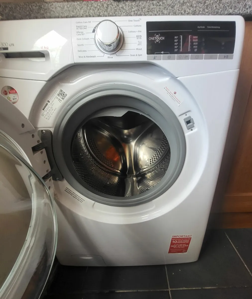 Washing machine - Image 1