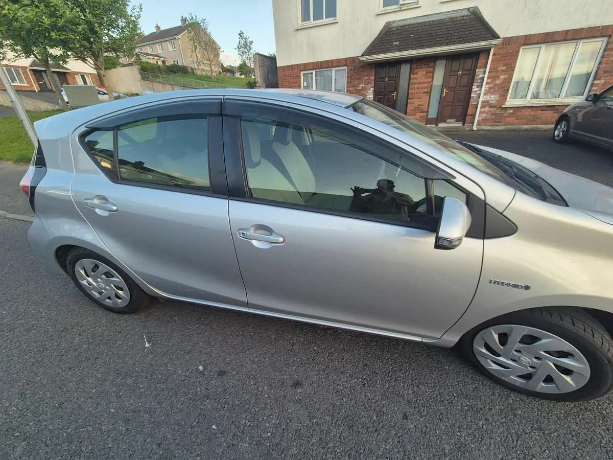 TOYOTA AQUA 192 AUTO HYBRID FOR SALE - Image 3