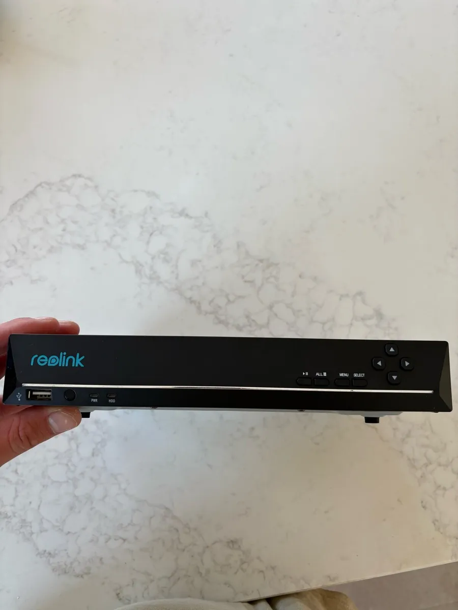 Reolink NVR RLN8-410 2TB - Image 1