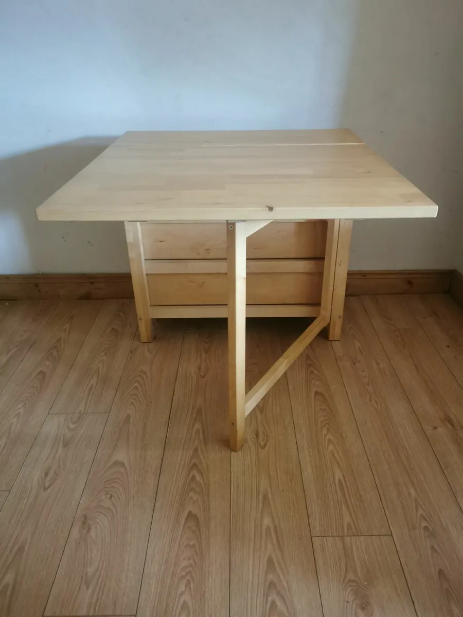 Oak Solid Quality leaf foldable kitchen table - Image 1