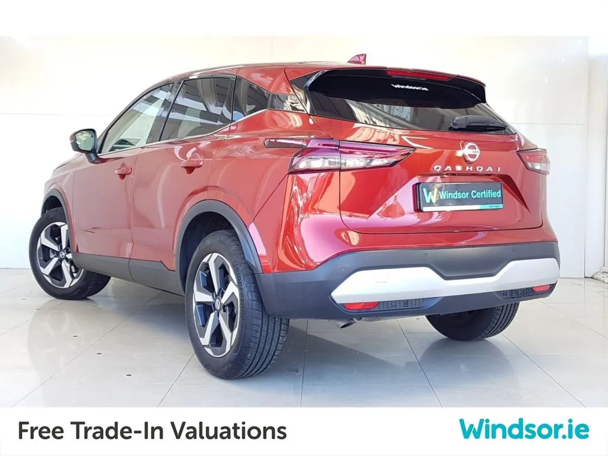 Nissan QASHQAI 1.3 Mild Hybrid SV Premium pre reg - Image 4