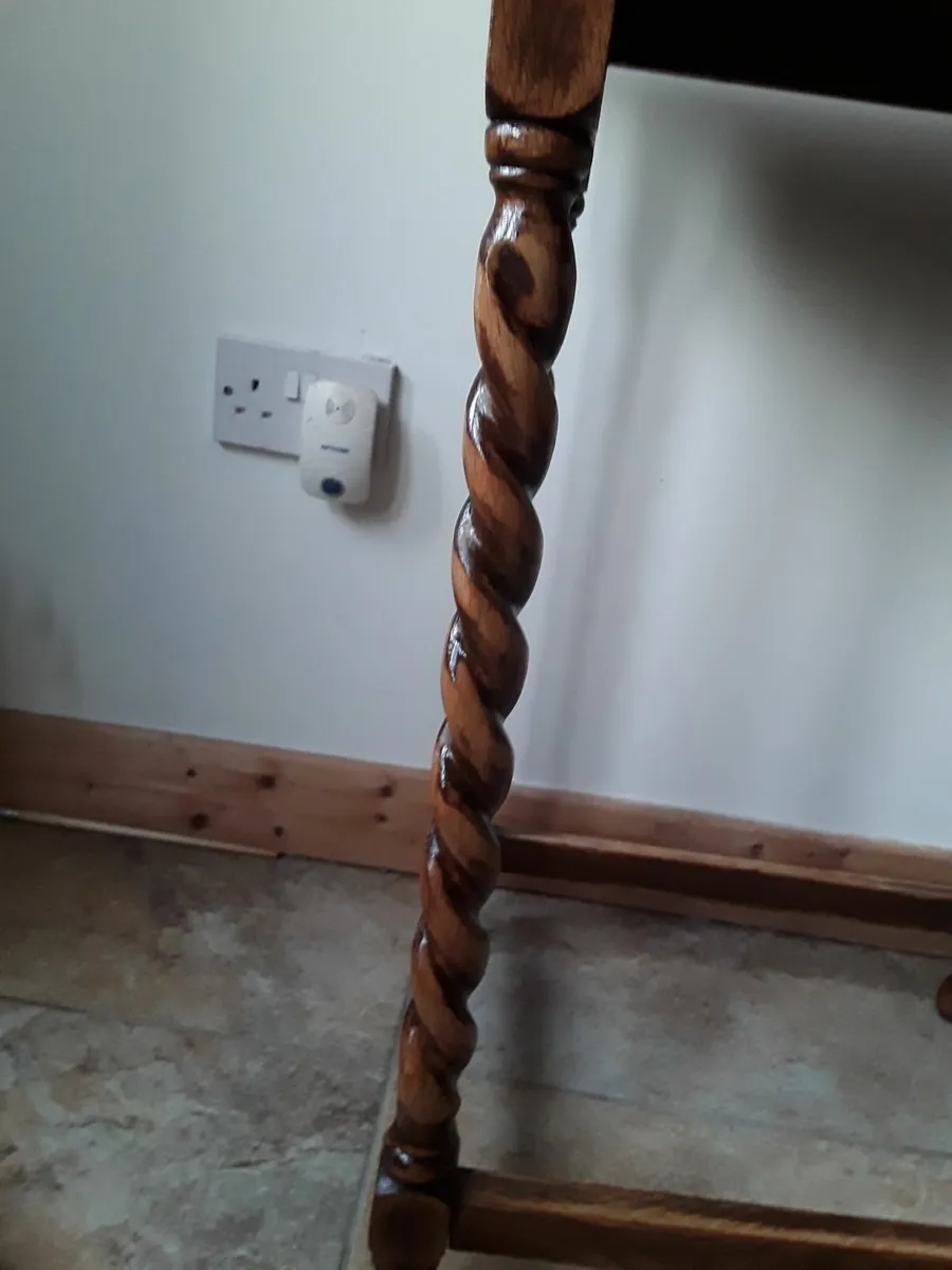 Solid oak antique barley twist side table - Image 3