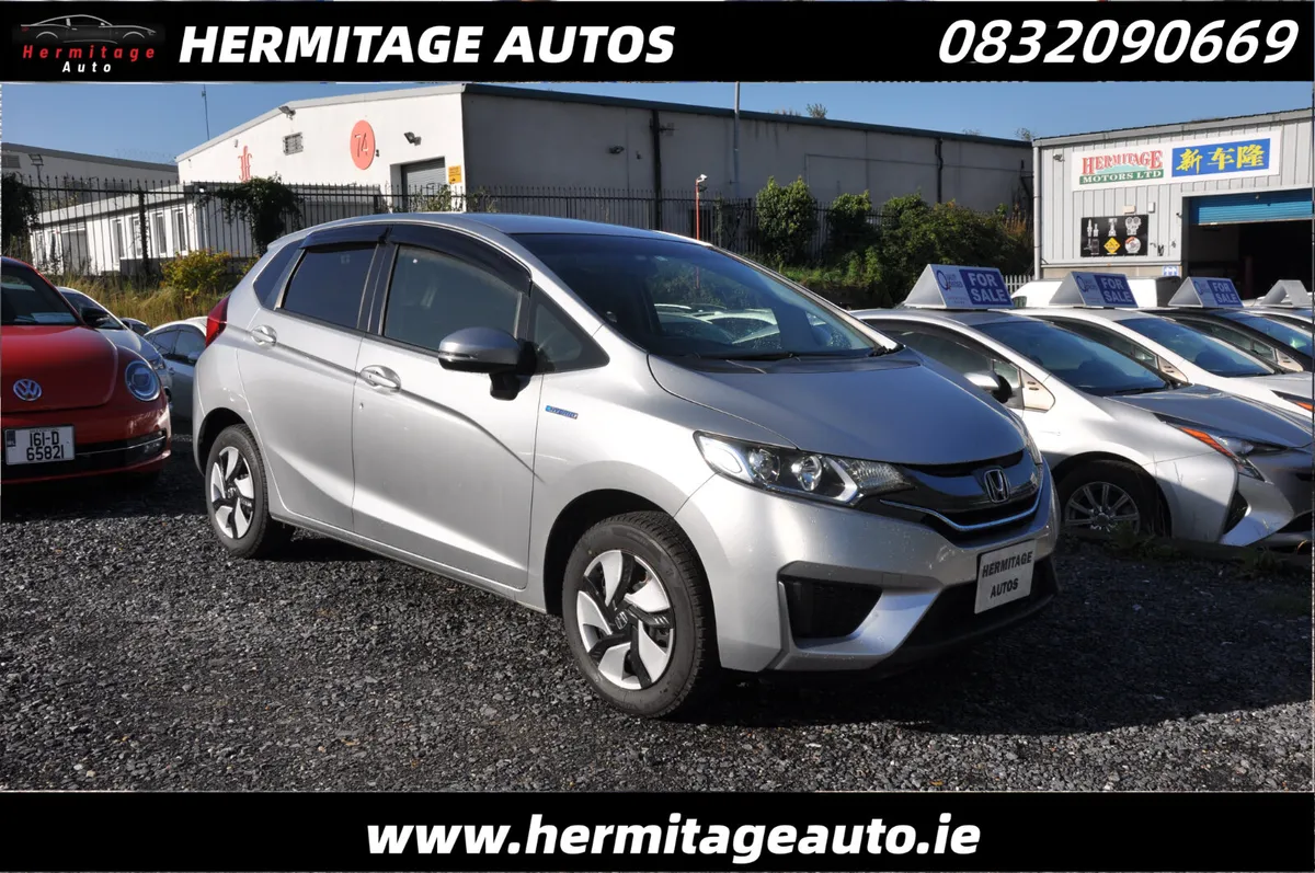 Honda Fit/Jzz 1.5 Hybrid 2014 - Image 1