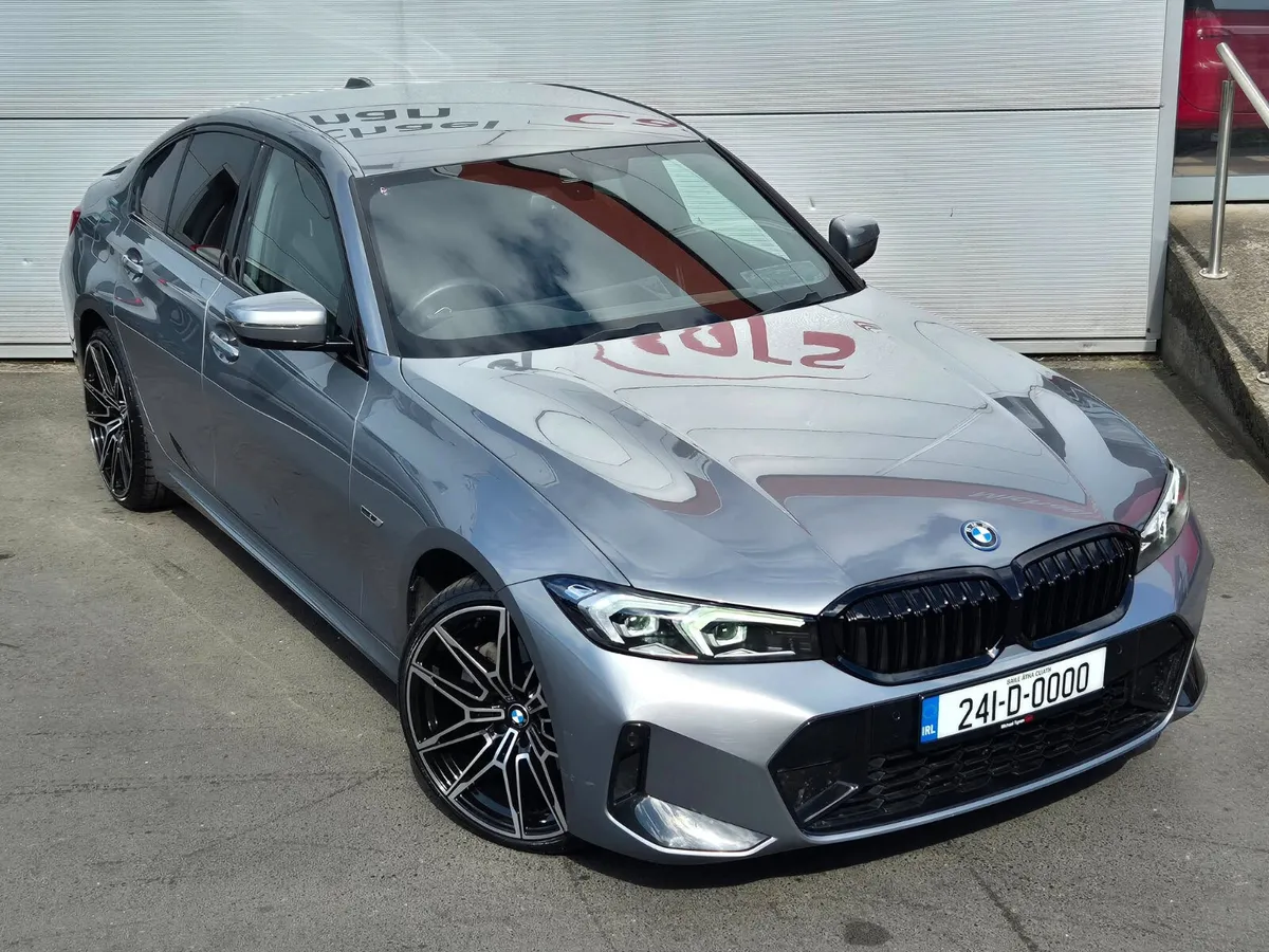 2024, BMW 330e Plug In, M Sport, Auto, 20" Alloys - Image 3