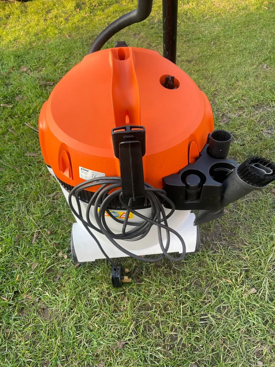 Stihl wet and dry hoover - Image 4