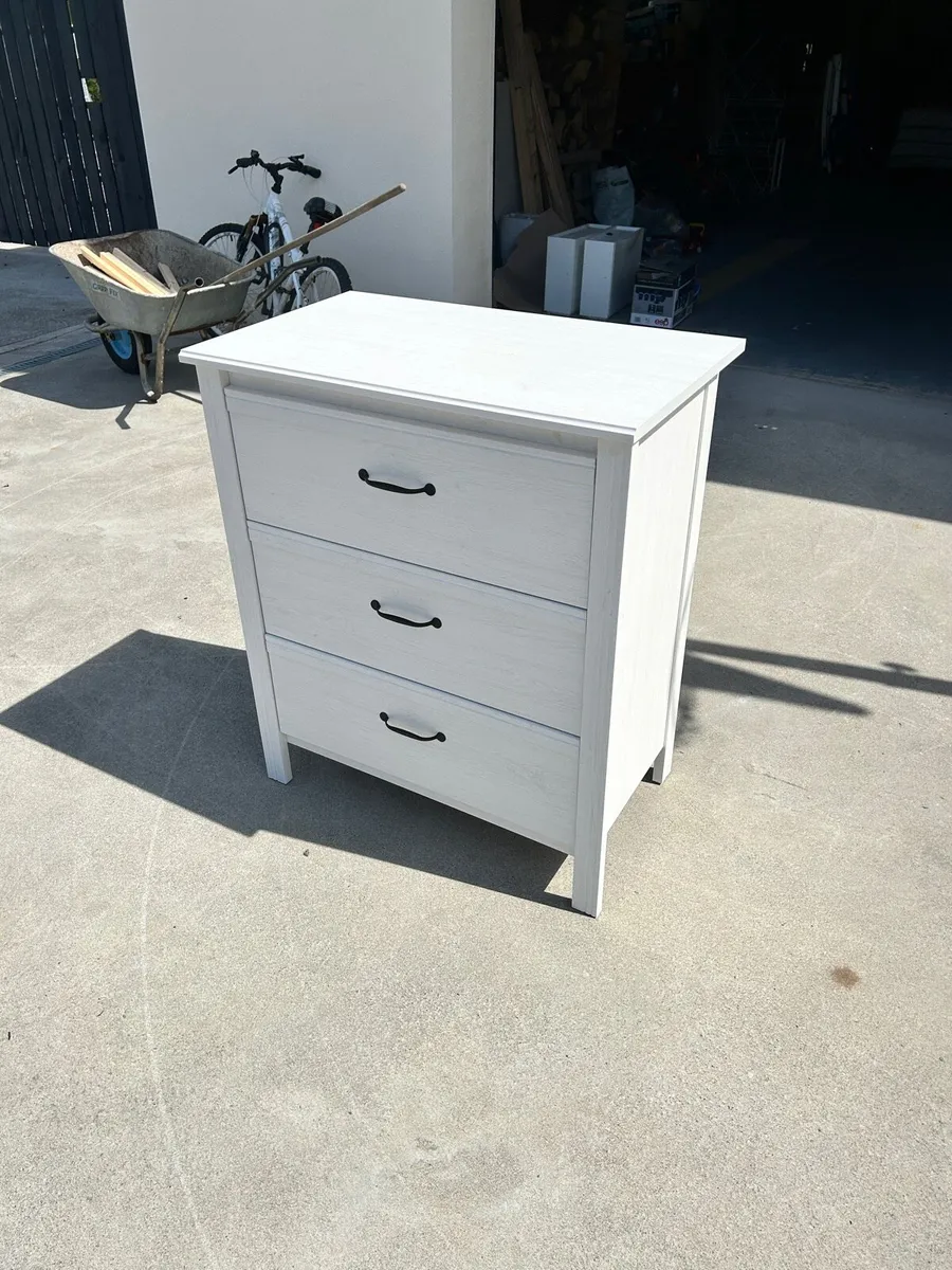Wardrobe and drawer unit set - Image 4