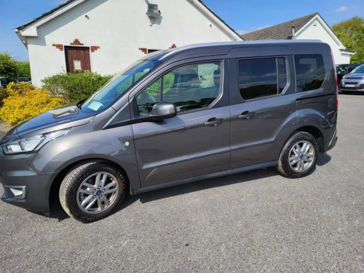 Ford Tourneo Connect 2022 - Image 4
