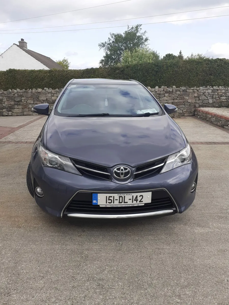 Toyota Auris 2015 - Image 1