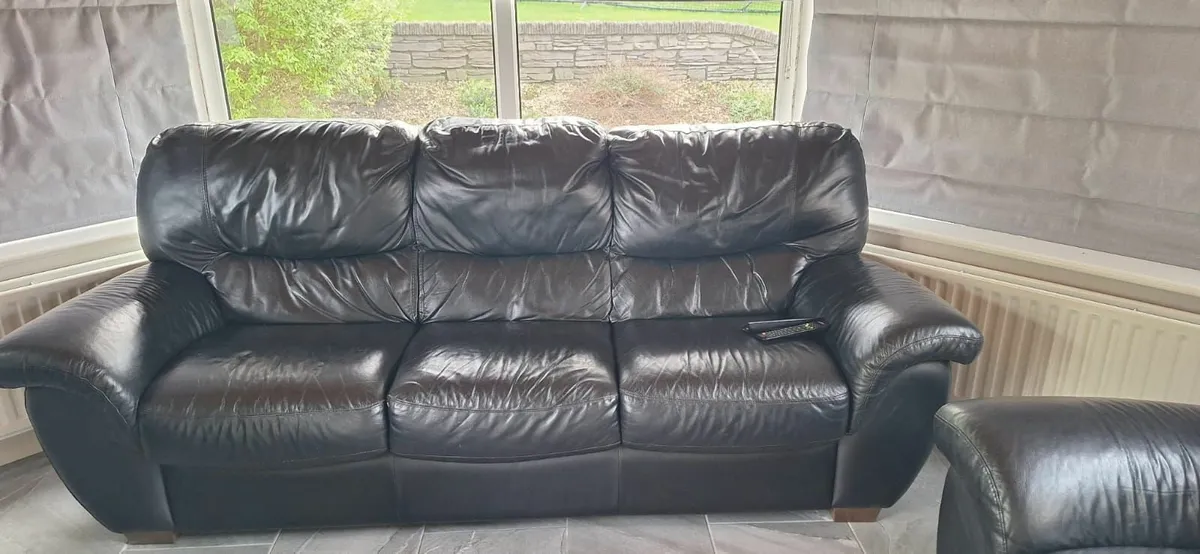 Couch - Image 1