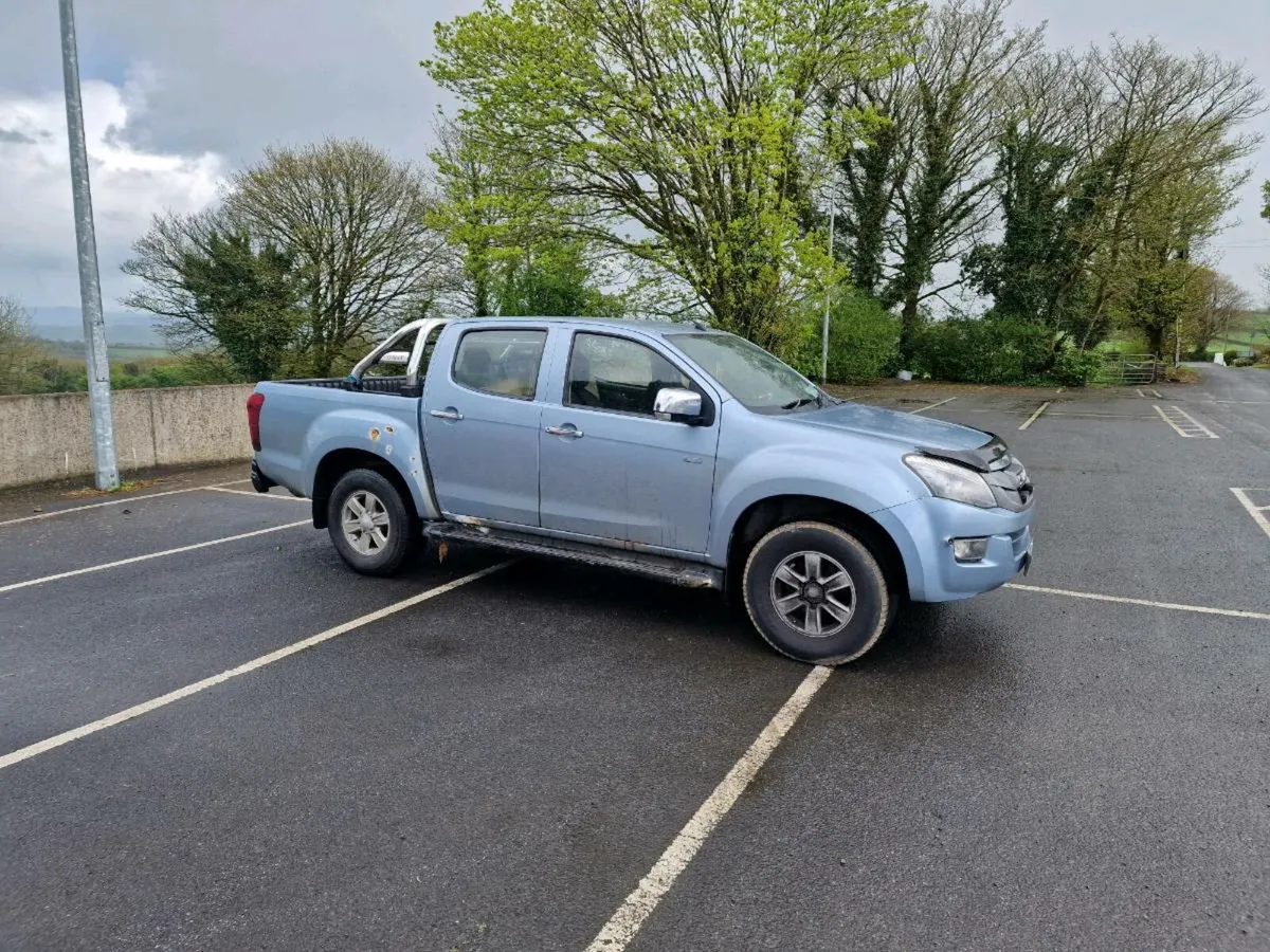 Isuzu dmax - Image 1