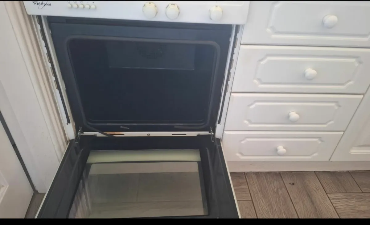 Kitchen - Image 3