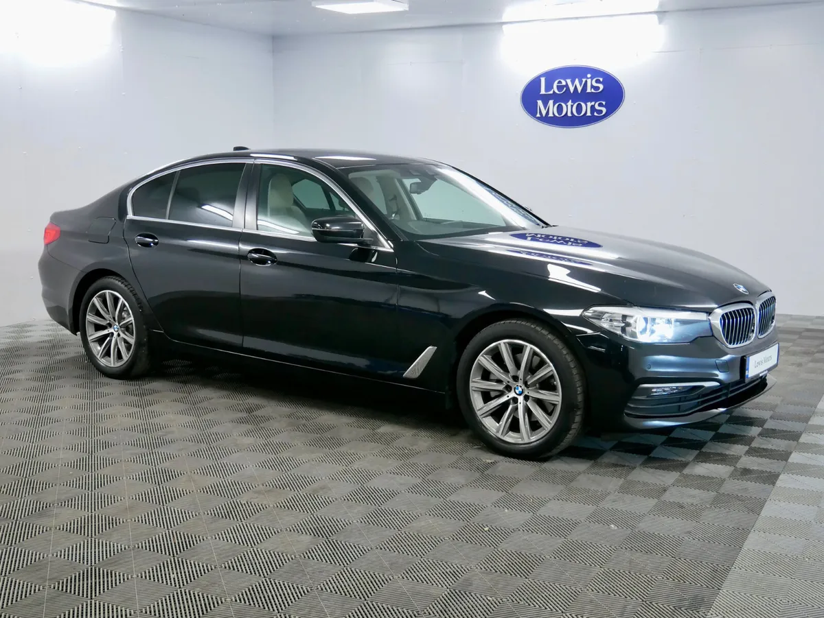 2019 BMW 520I SE - Image 1