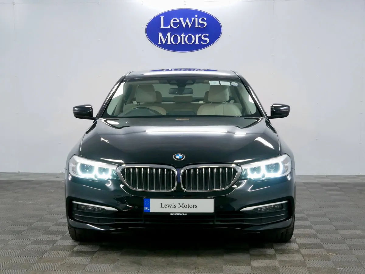 2019 BMW 520I SE - Image 3
