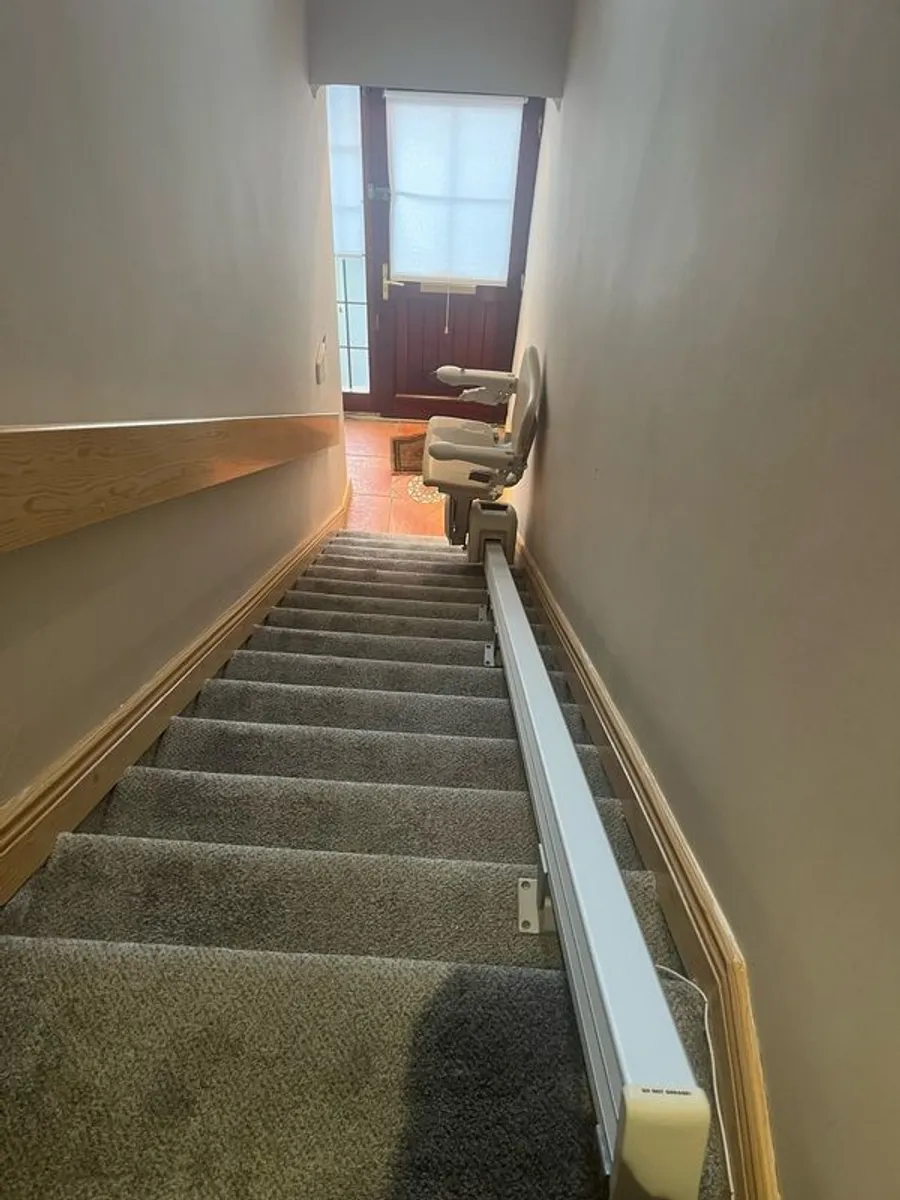 Stair lift - Image 2