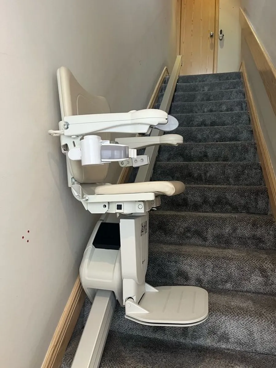 Stair lift - Image 4