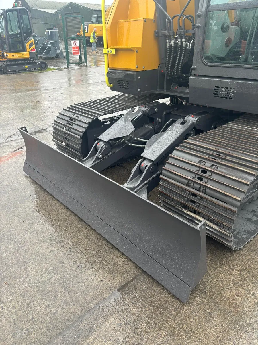 BRAND NEW XCMG XE155ECR ZERO TAIL WITH BLADE - Image 2