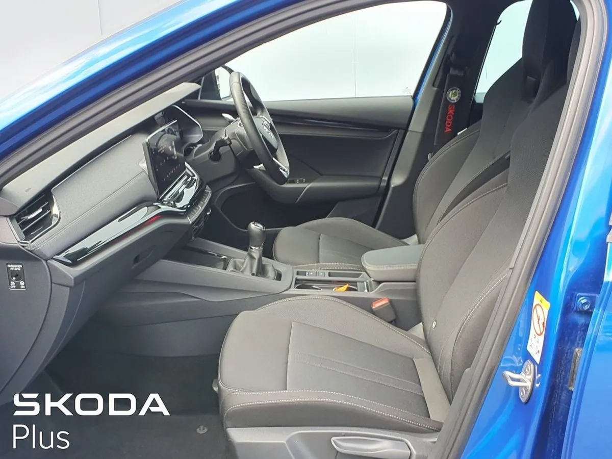 Skoda Octavia Octavia AMB 2.0tdi 115HP - Image 4