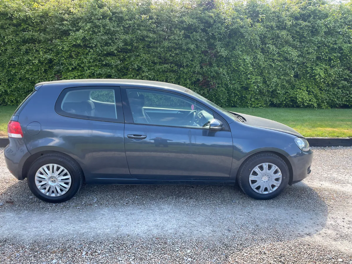 VOLKSWAGEN GOLF 1.9 TDI S MODEL 90 BHP 3 DOOR - Image 4