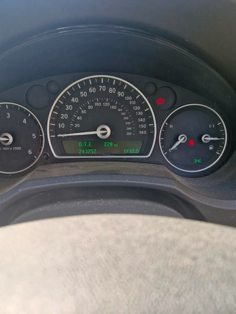 Car - Image 1