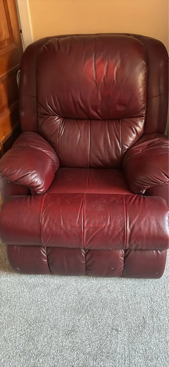 Suite of furniture - Image 4