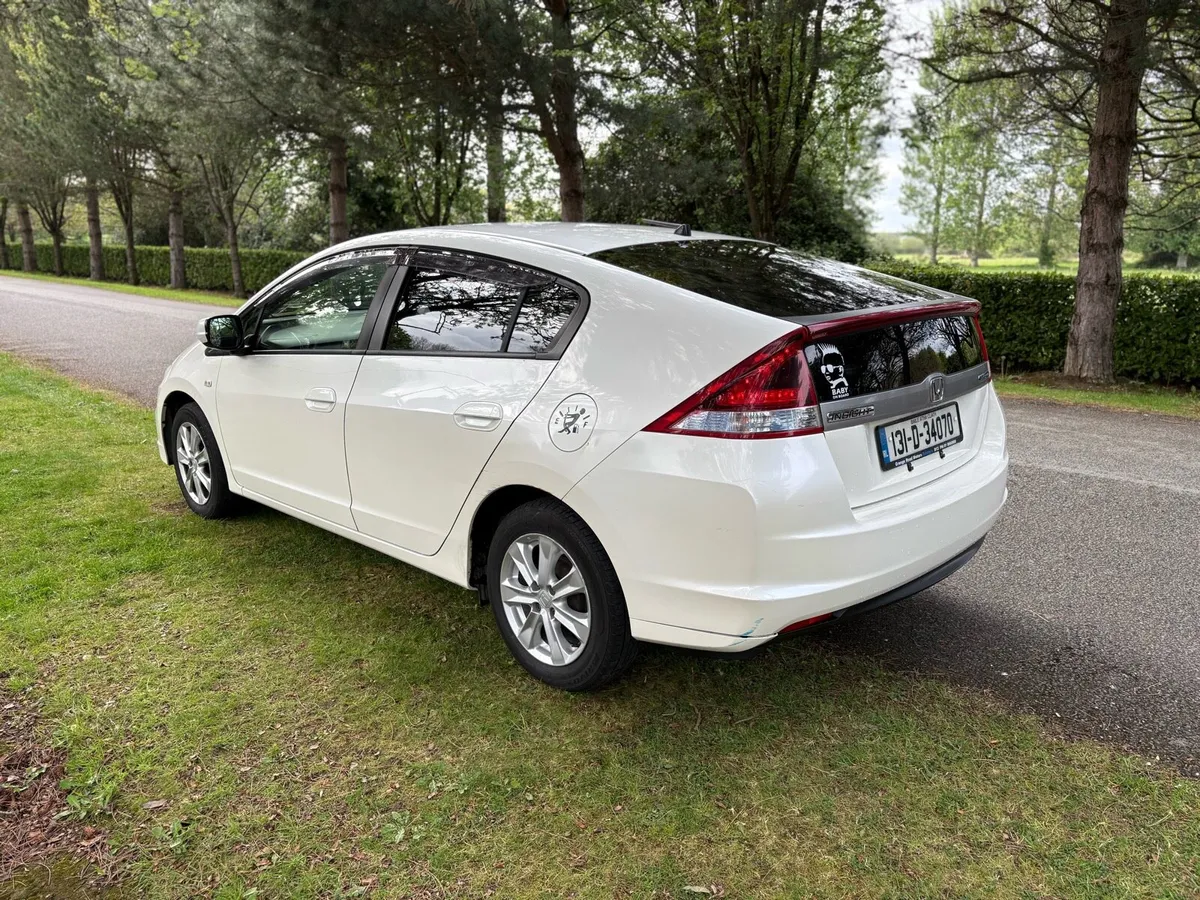 Honda Insight 2013 Automatic - Image 2