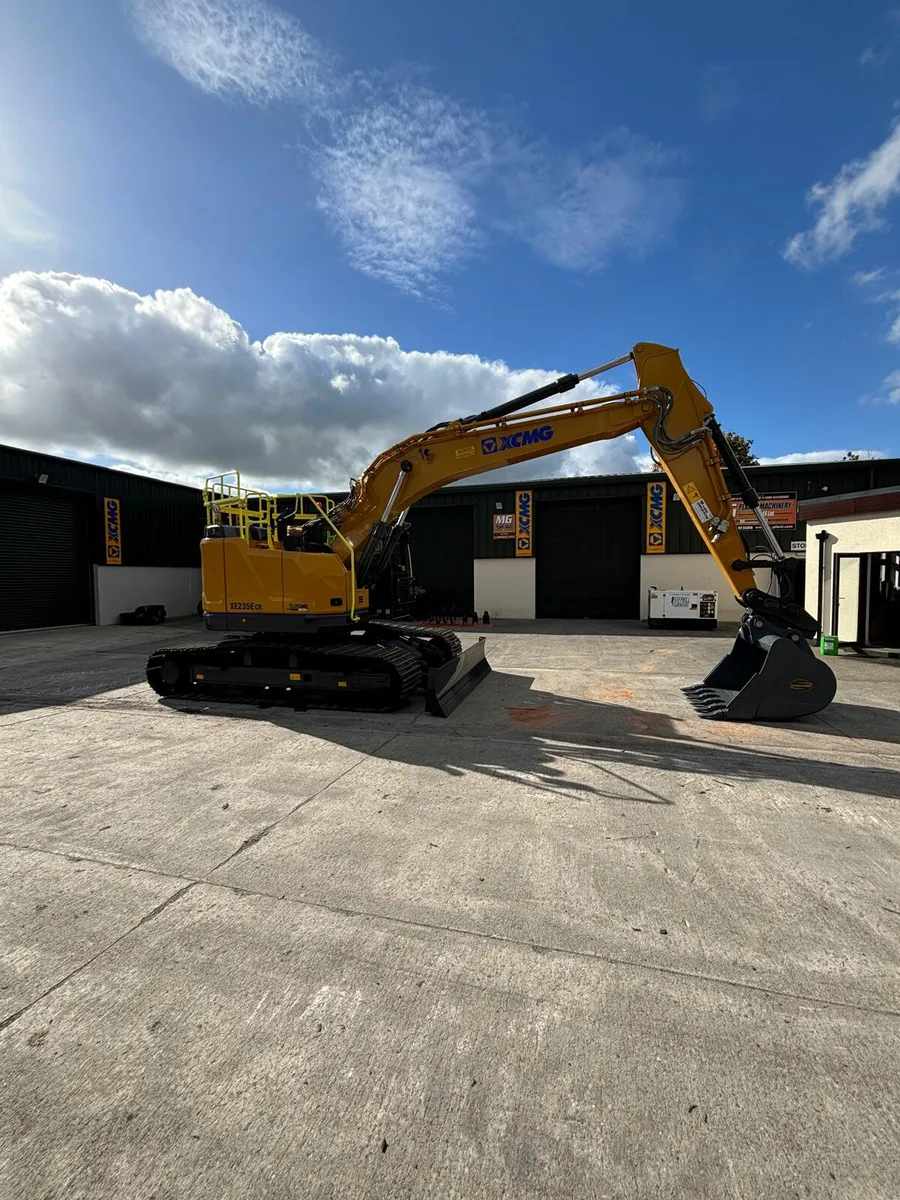 BRAND NEW XCMG XE235ECR - Image 3