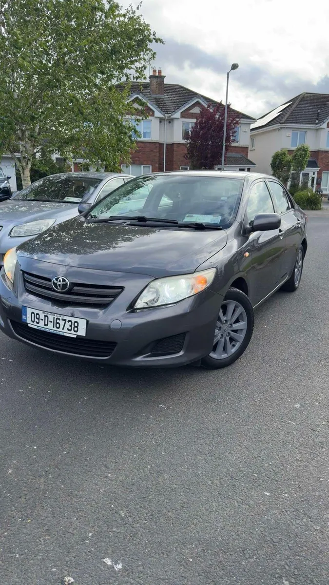TOYOTA COROLLA - Image 2