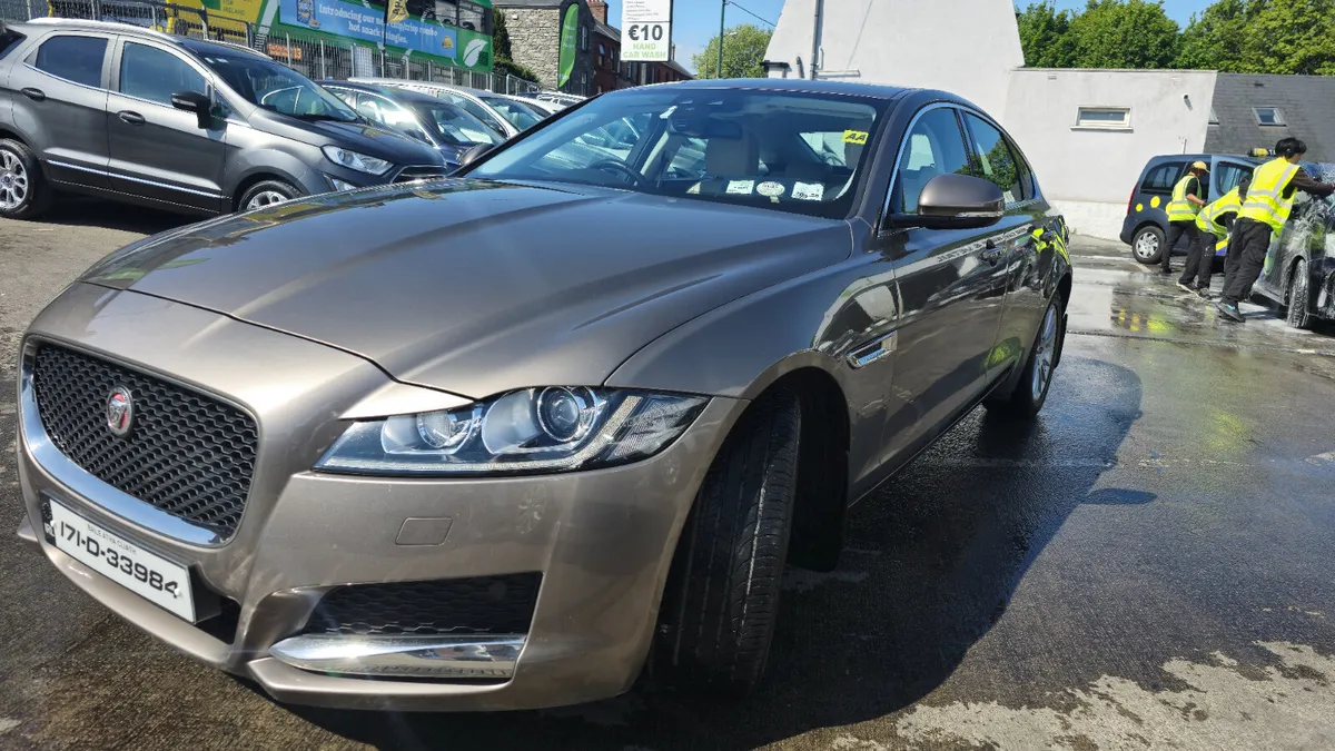 Jaguar XF 2017 - Image 3
