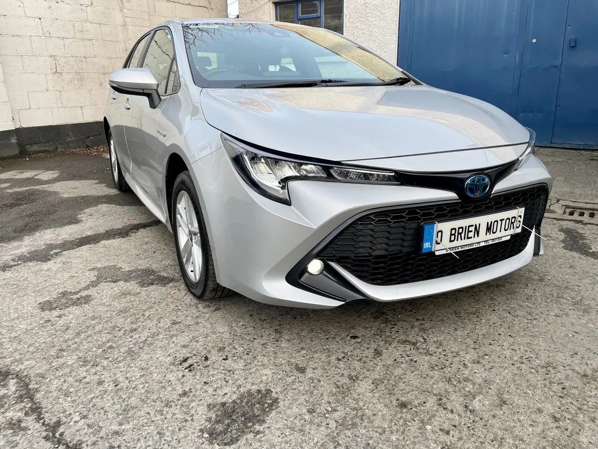 Toyota Corolla Luna Hybrid Auto Hatchback,2022 - Image 1