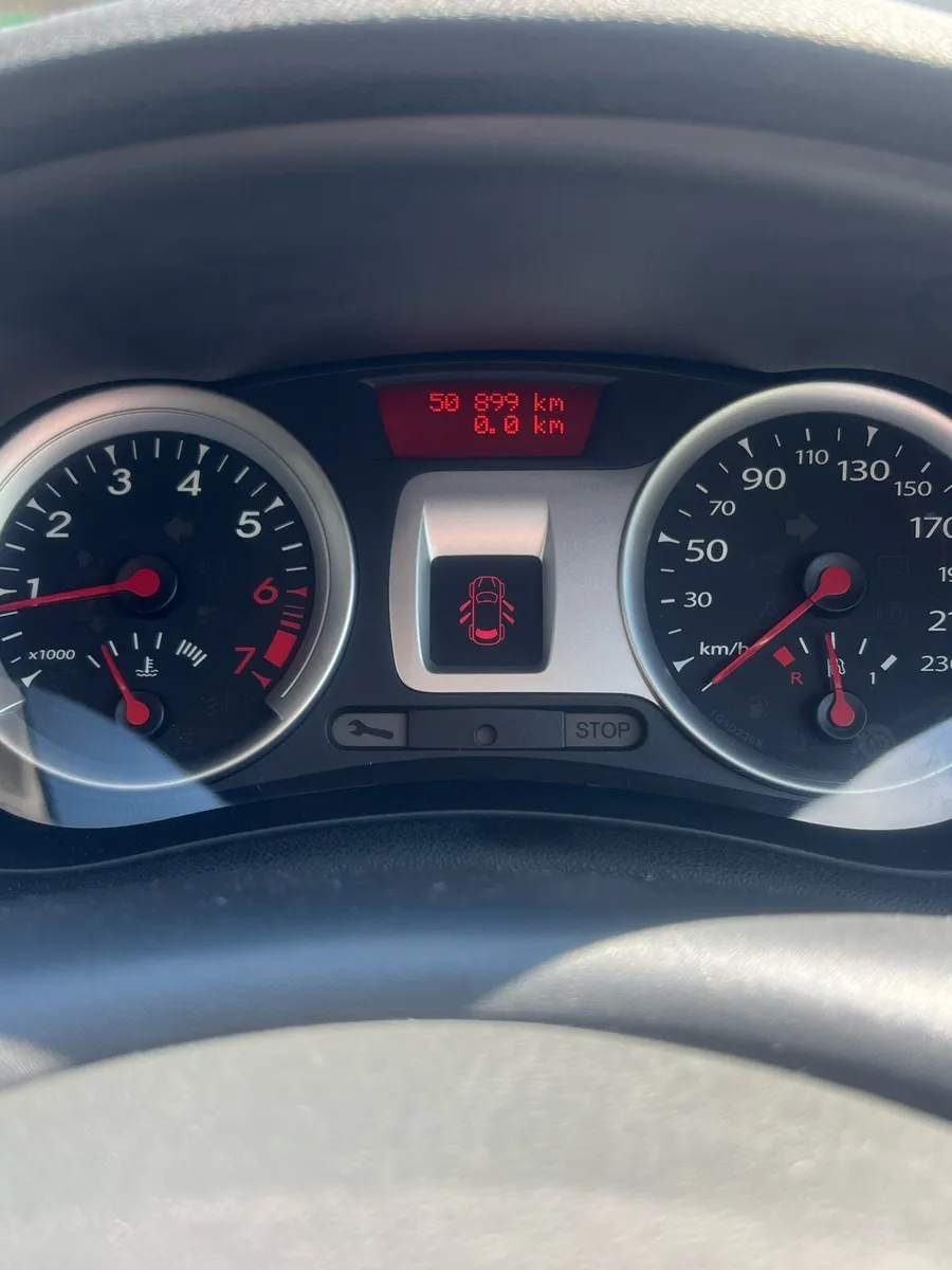 Clio 50.000KM - NCT/TAX - One lady owner - Image 2