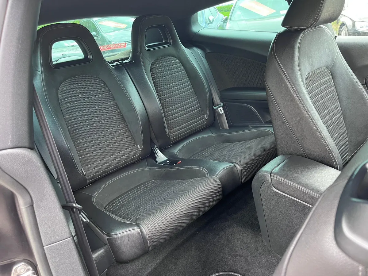 2011 VOLKSWAGEN SCIROCCO 1. 4 TSI - Image 4