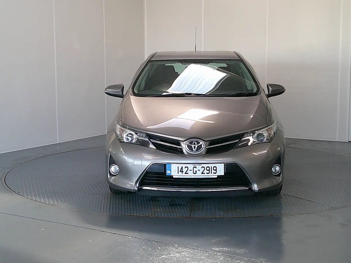 Toyota Auris 2014 - Image 3