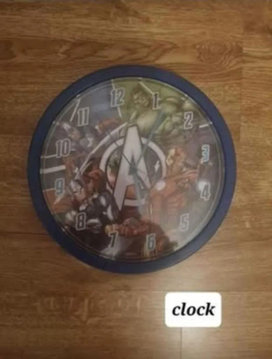 Avengers clock and light - Image 3