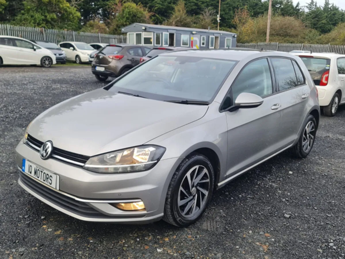 Volkswagen Golf 1.6 L Diesel TDI - 2019 - Image 2