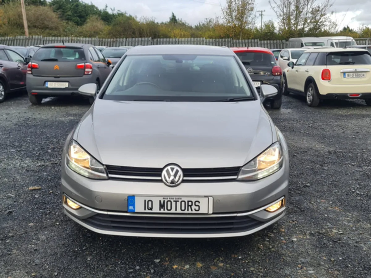 Volkswagen Golf 1.6 L Diesel TDI - 2019 - Image 3