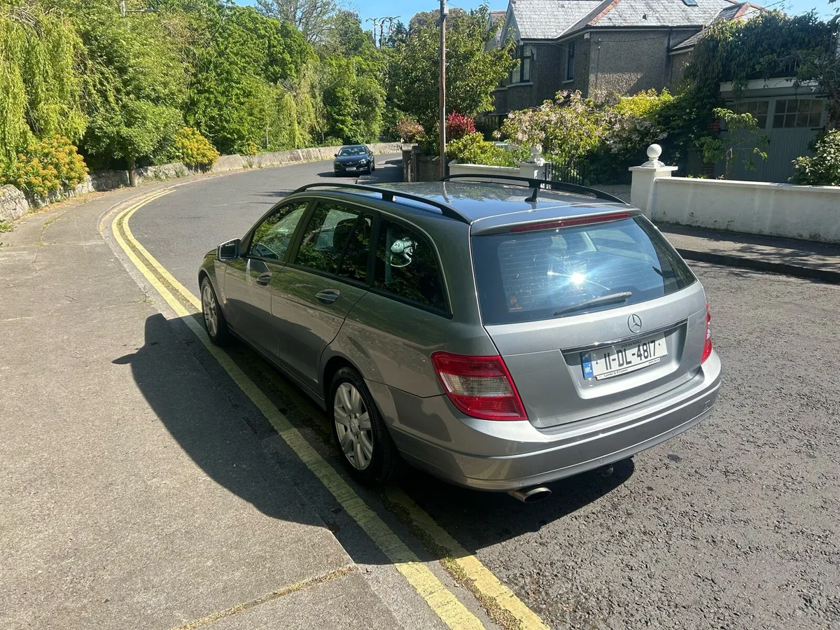 2011 Mercedes C200 Estate Automatic - Image 4