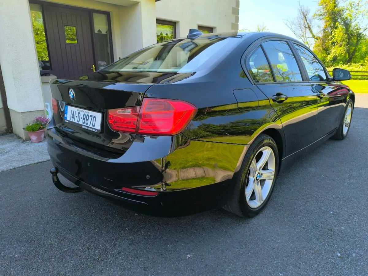141 BMW 320D SE - Image 4