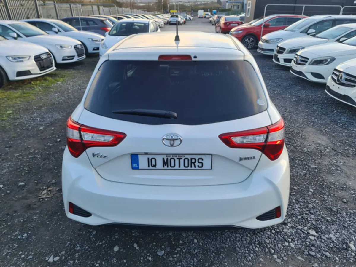 Toyota Vitz 1.0 Automatic Low Mileage (1601) - Image 4