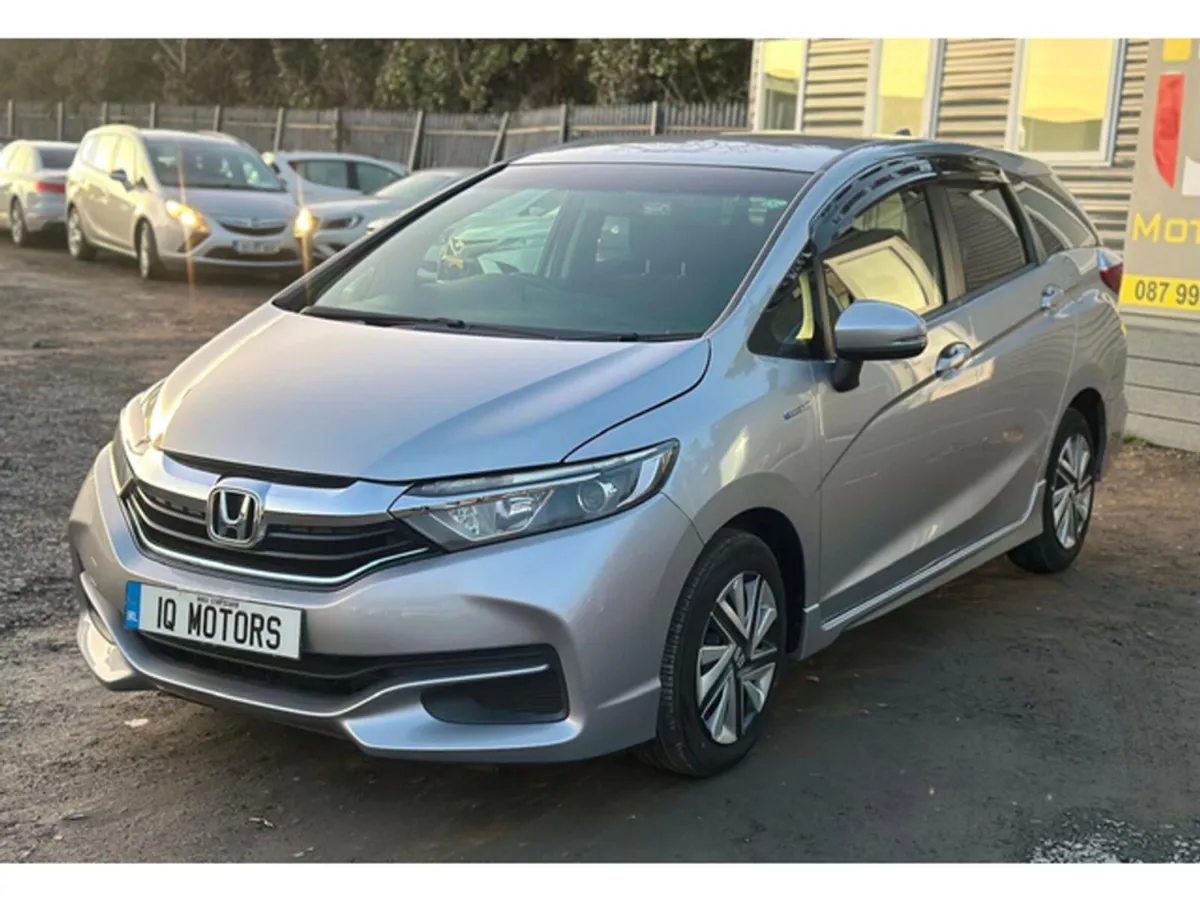 Honda Shuttle 1.5 Automatic petrol hybrid - Image 2