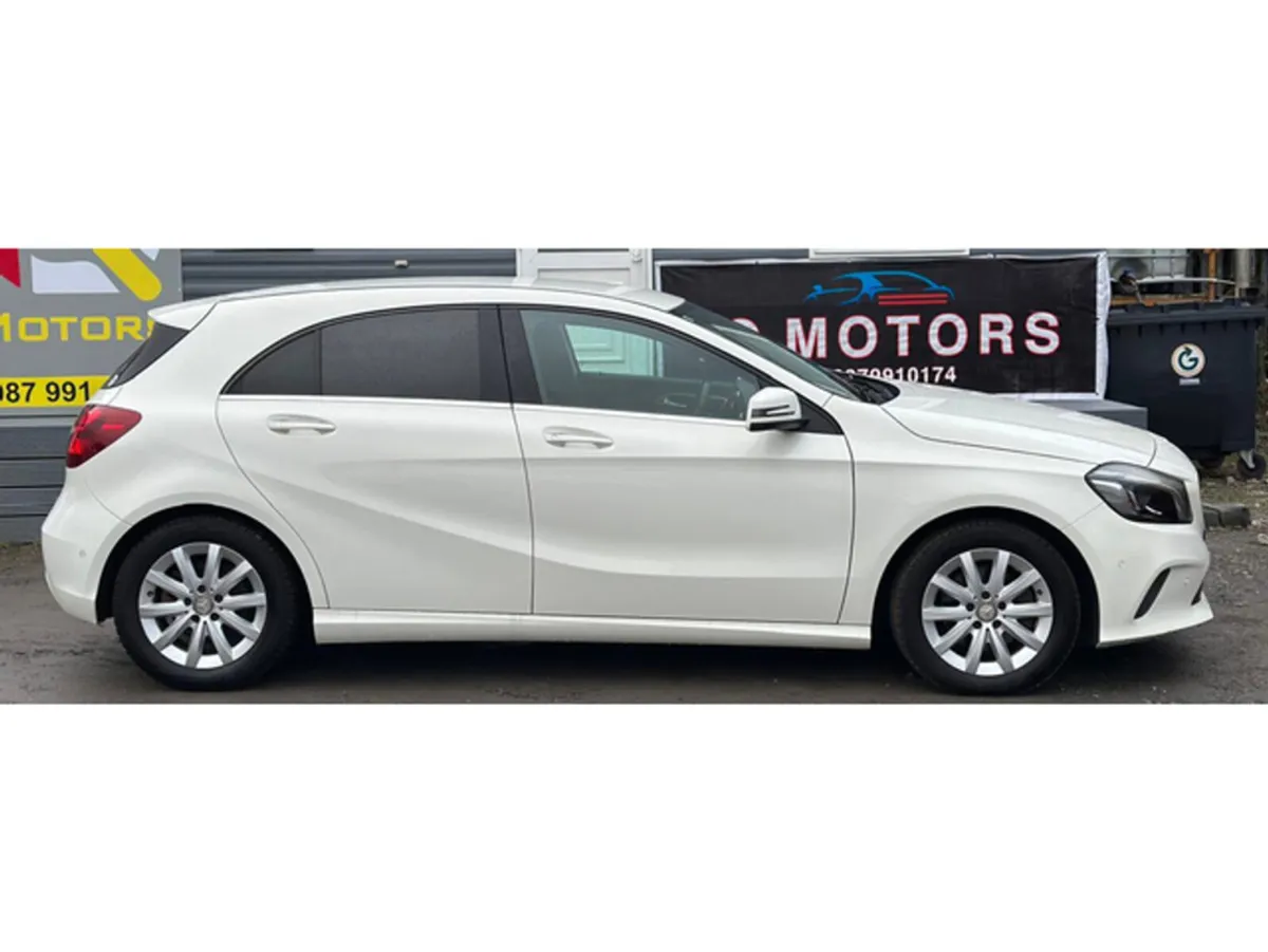 Mercedes-Benz A-Class A180 1.6 Petrol Automatic (3 - Image 4