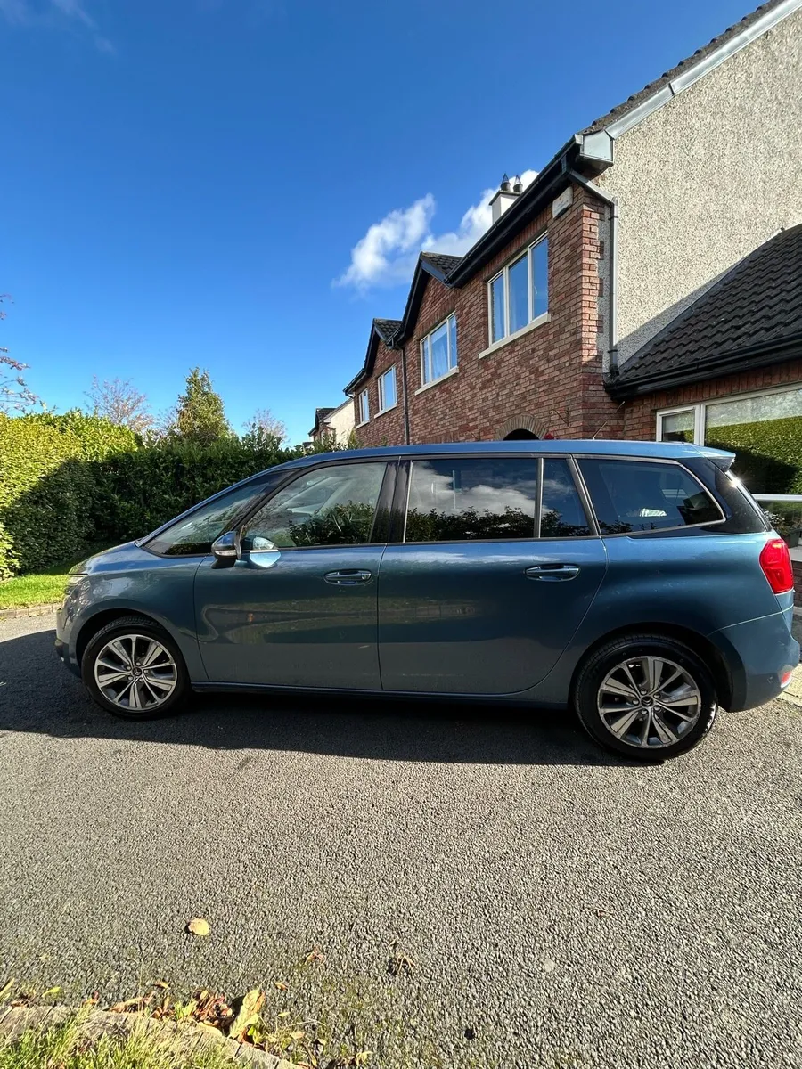 Citroen Grand C4 Picasso (Exclusive edition) - Image 4